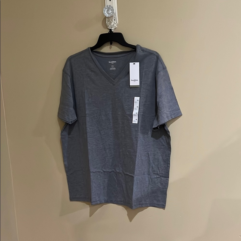 Goodfellow & Co V-neck Gray Short Sleeve Tee size XXL